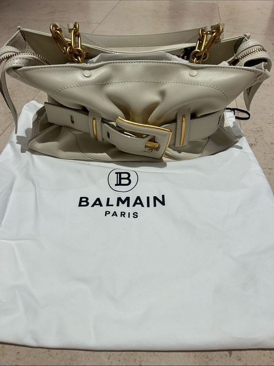 Balmain Handbags - Balmain Cream Leather Shoulder Bag with Gold Chain and Buckle